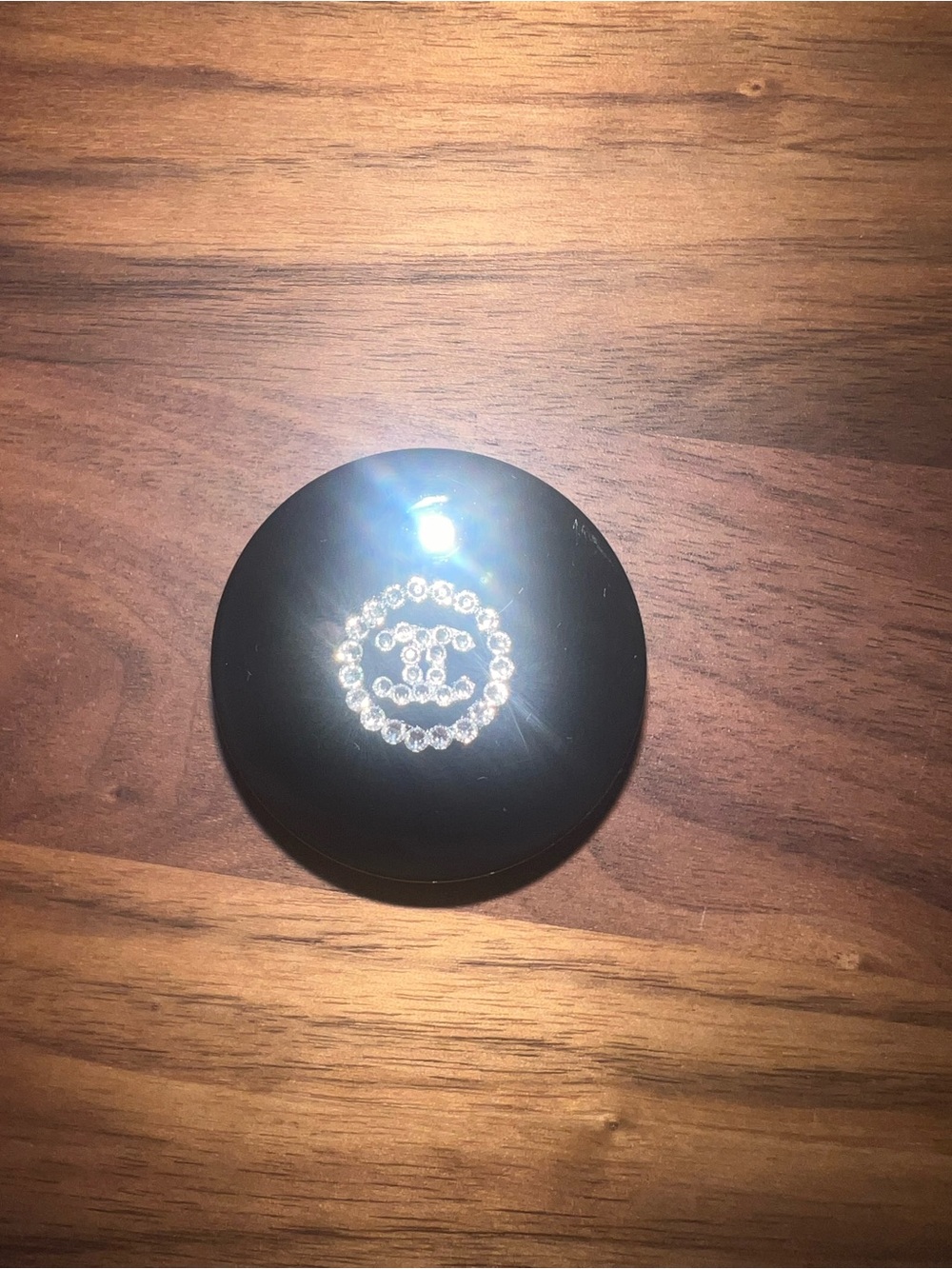 Chanel Beauty Container - Picture 3 of 4